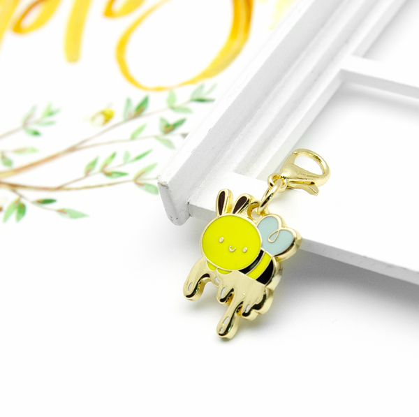 Honey bee charm